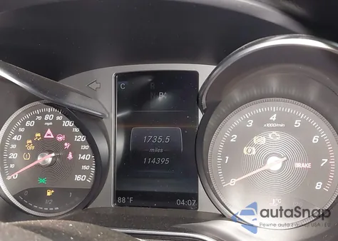 2017 Mercedes-Benz C 300 из США, поврежденный, VIN 55SWF4JB0HU189812